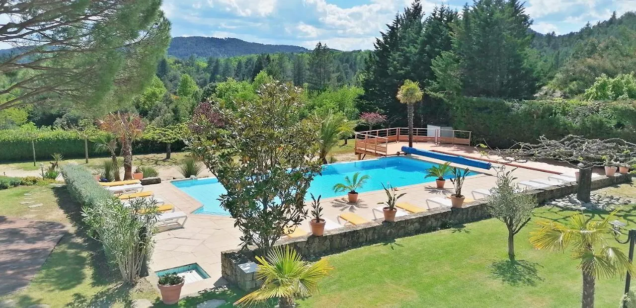 Logis Hotel Restaurant Le Chene Vert Rocher