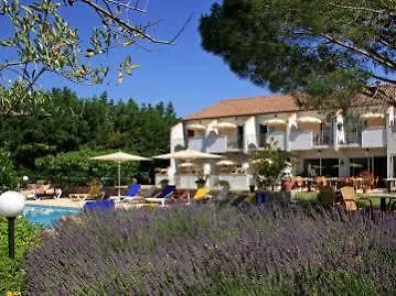 ***  Logis Hotel Restaurant Le Chene Vert Rocher Frankrijk